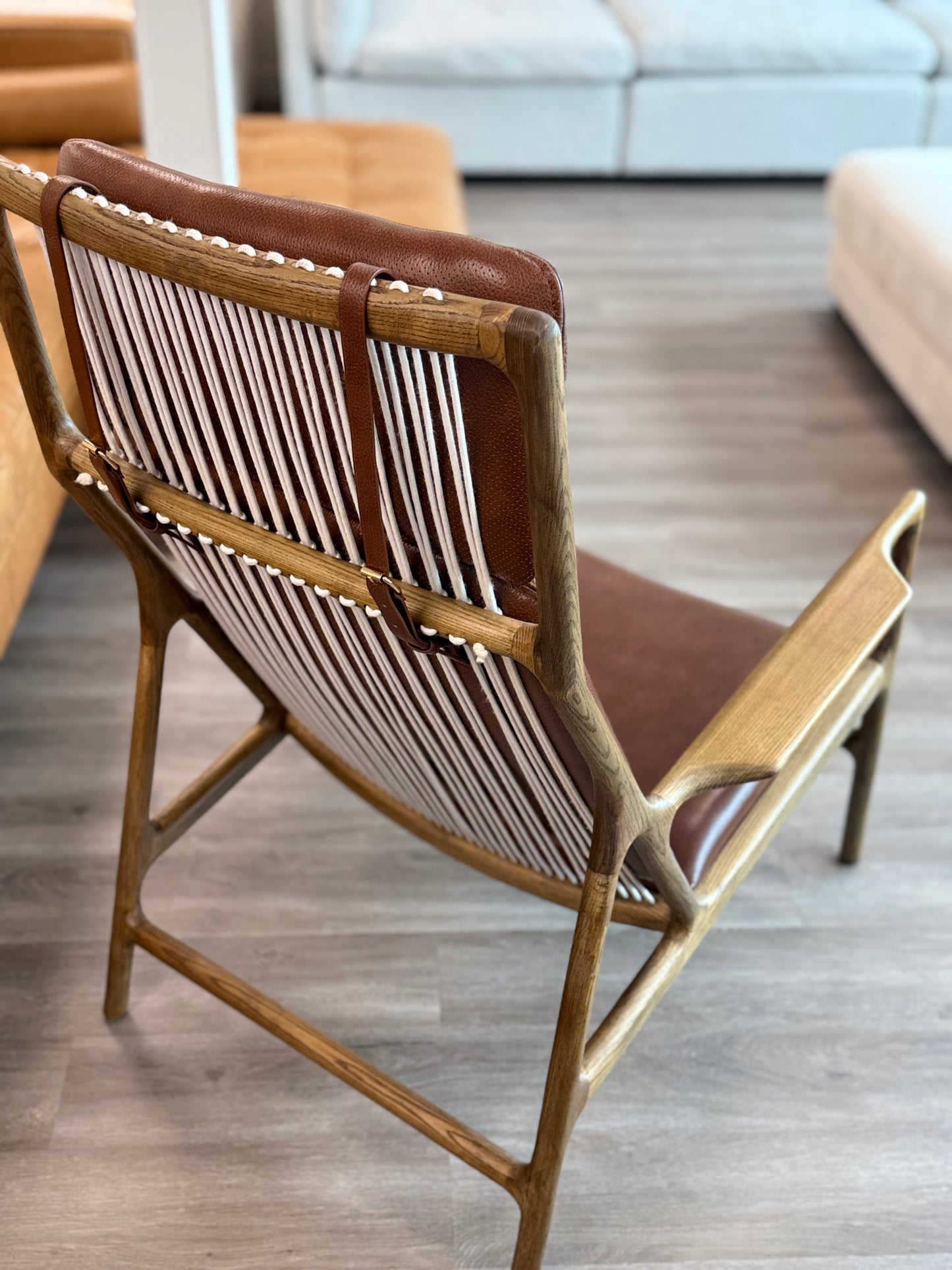 High-End Designer Dedo Chair