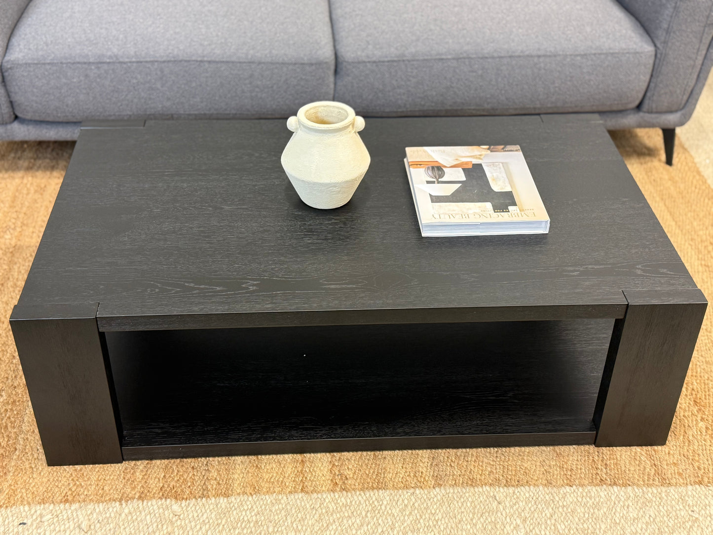 Solid wood coffee table New