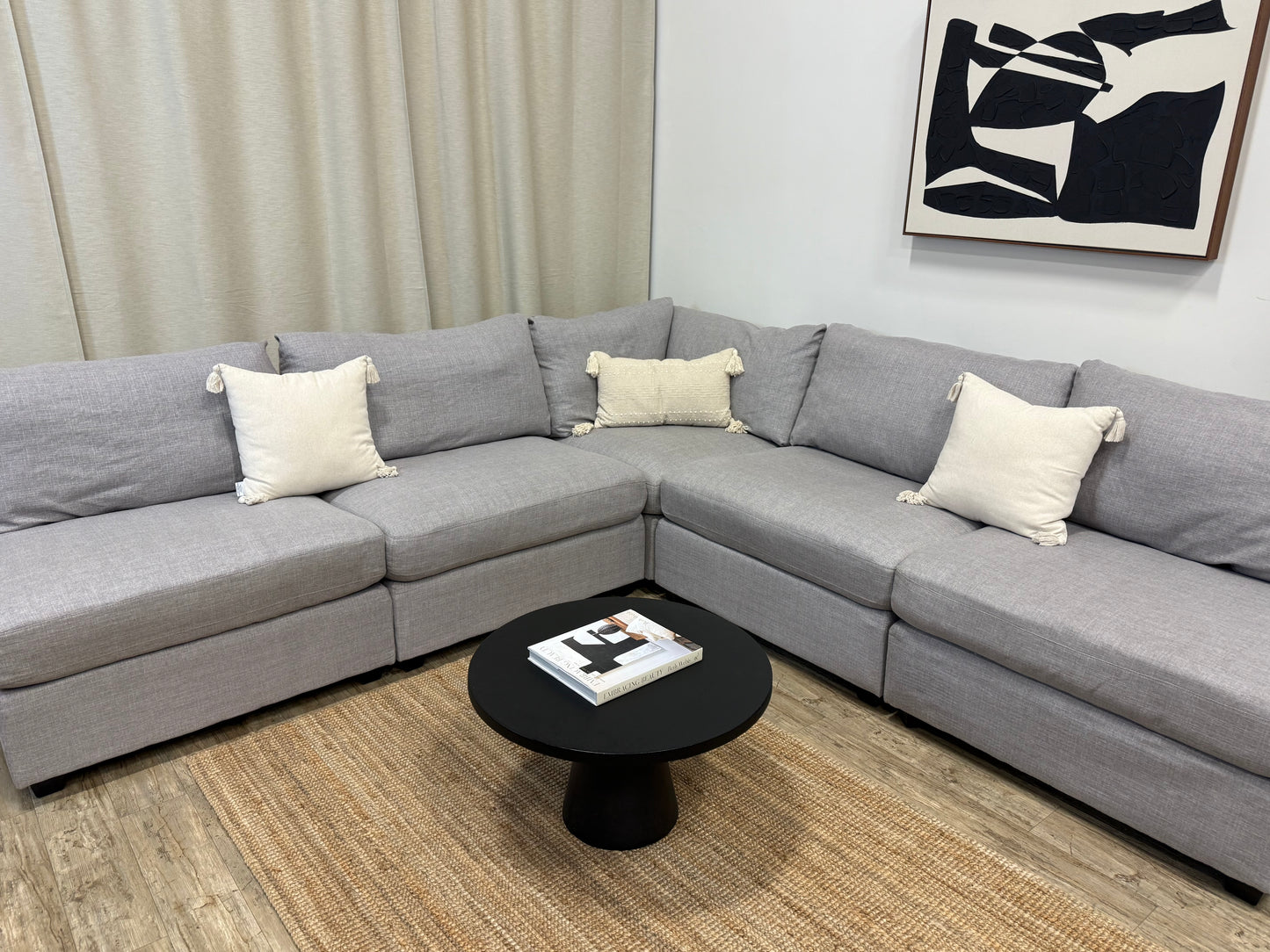 Pre-owned 5-piece modular sectional The Brick