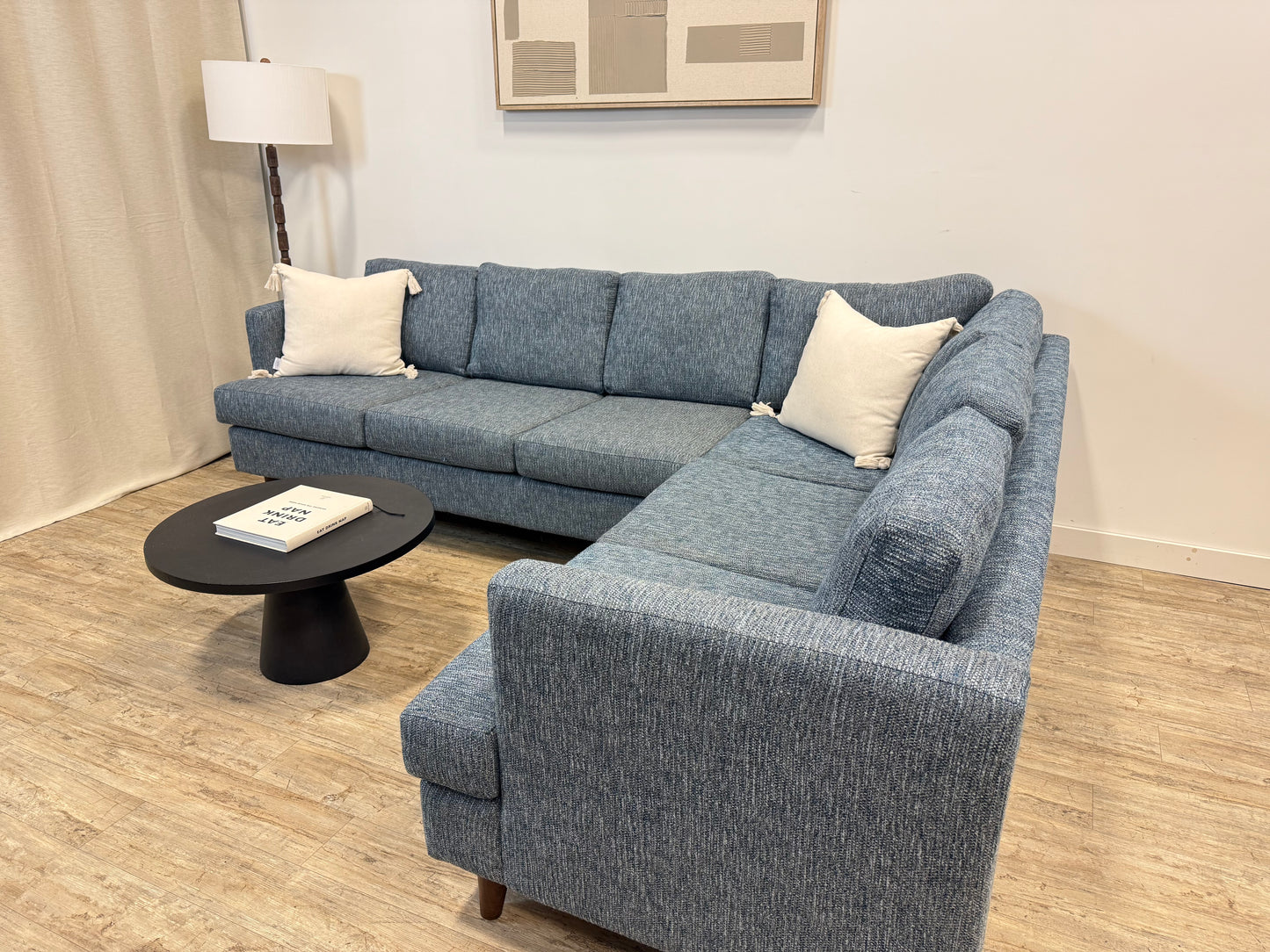 Pre-owned Canadian made Sectional (Couch Potato )