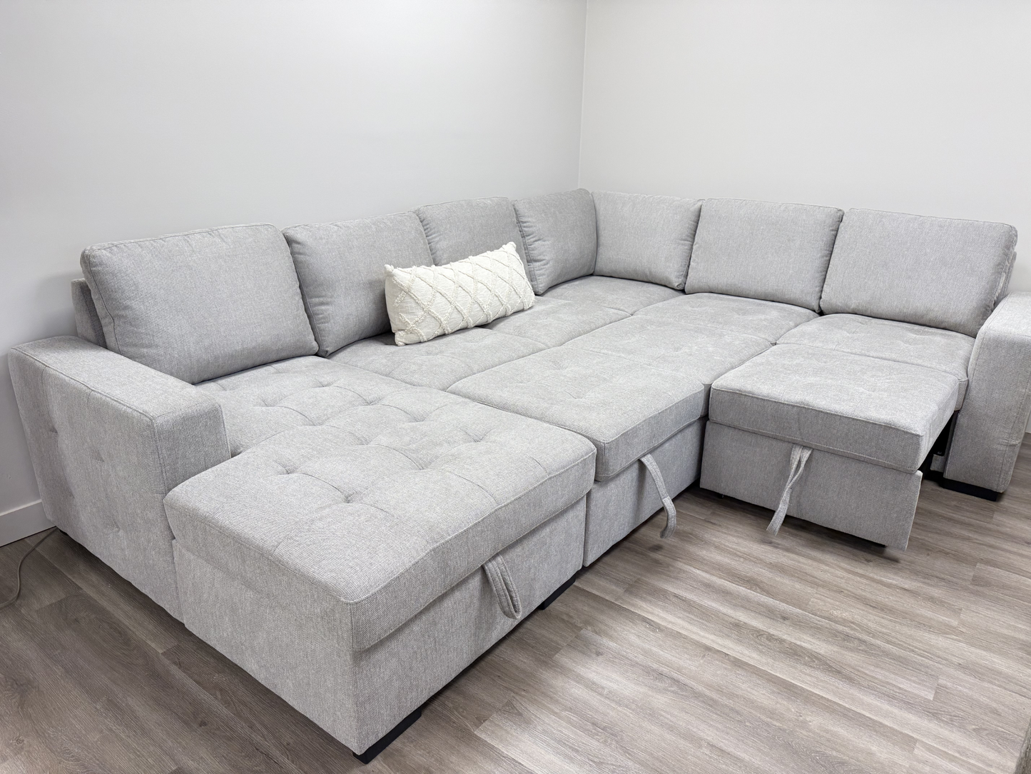 Victoria 4-Piece Sectional with dual Pull-outs & storage light grey