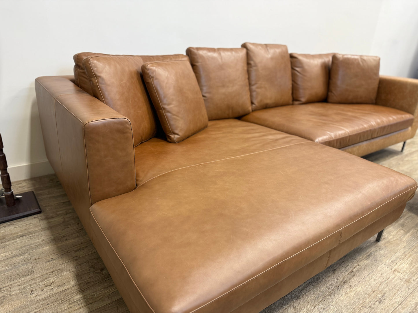 Pre-Owned Leather Sectional – Rove Concepts