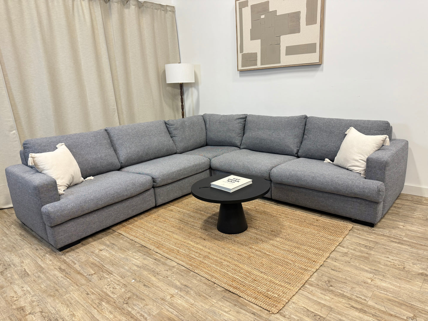 Pre-Owned 5-Piece Modular Sectional — QLiving