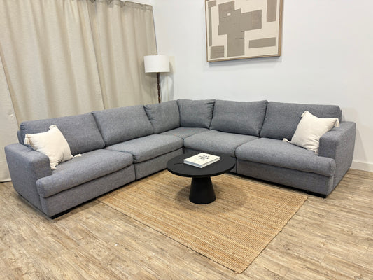 Pre-Owned 5-Piece Modular Sectional — QLiving