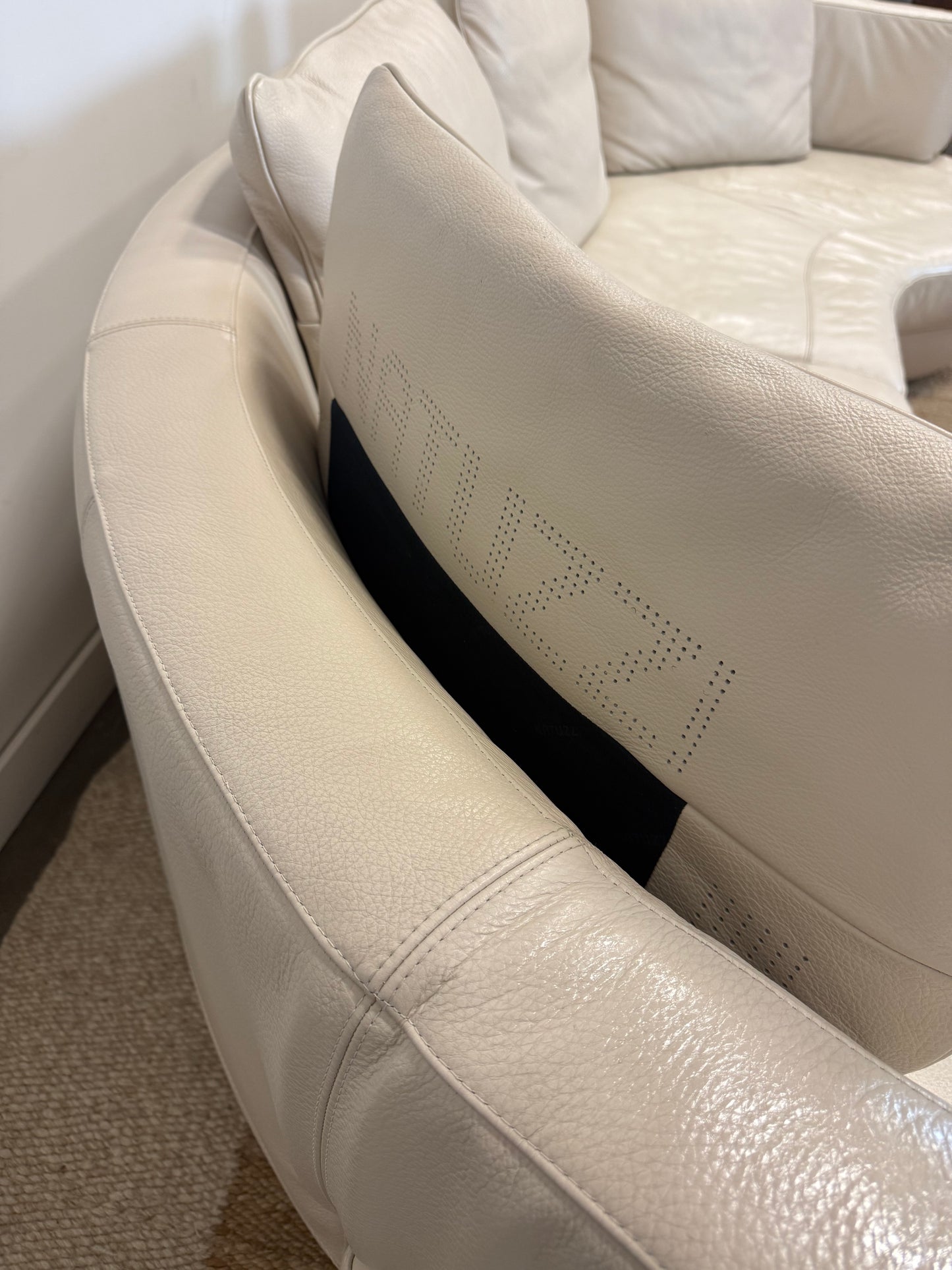 Pre-Owned Natuzzi Curved Leather Sofa