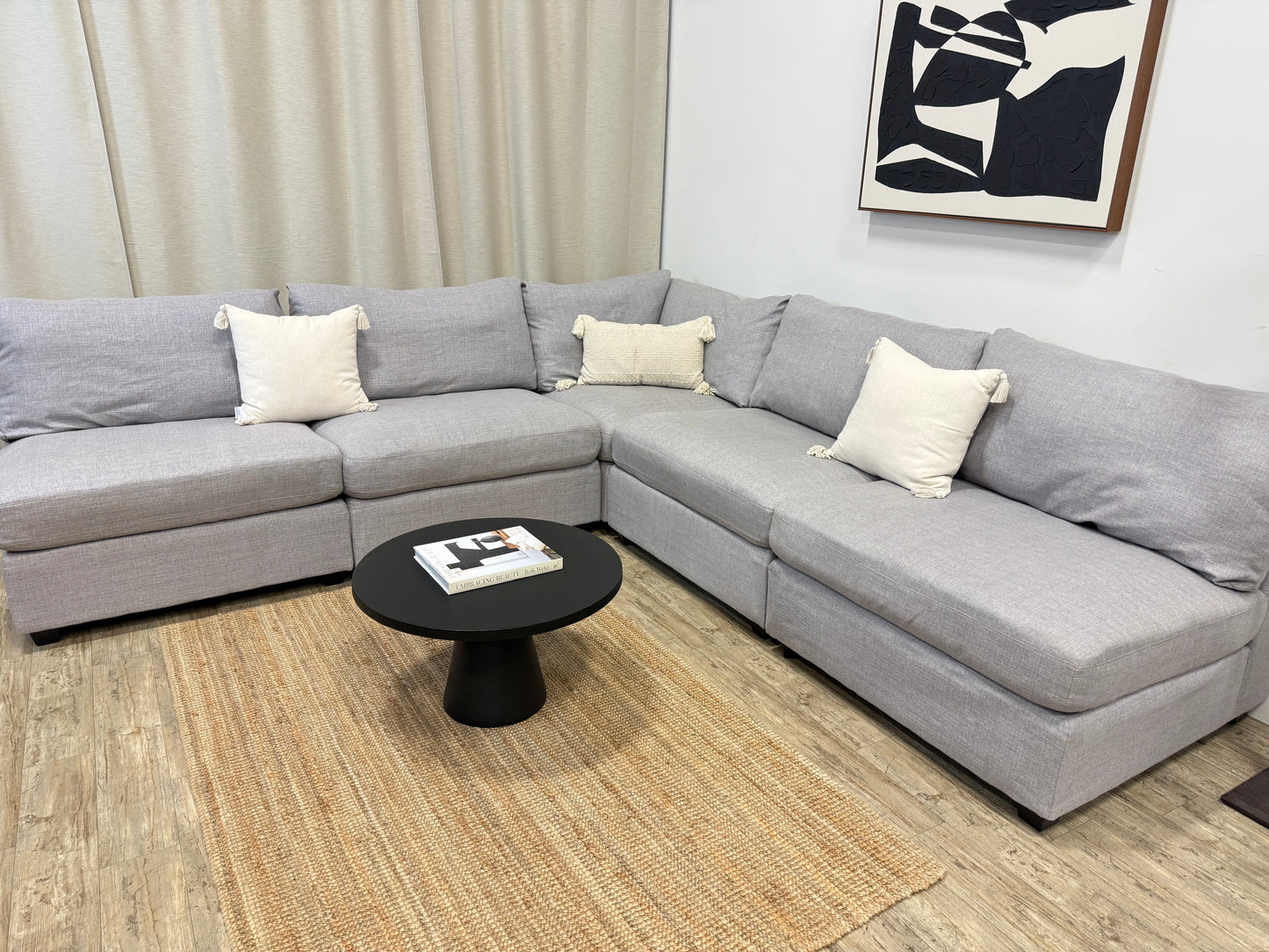 Pre-owned 5-piece modular sectional The Brick