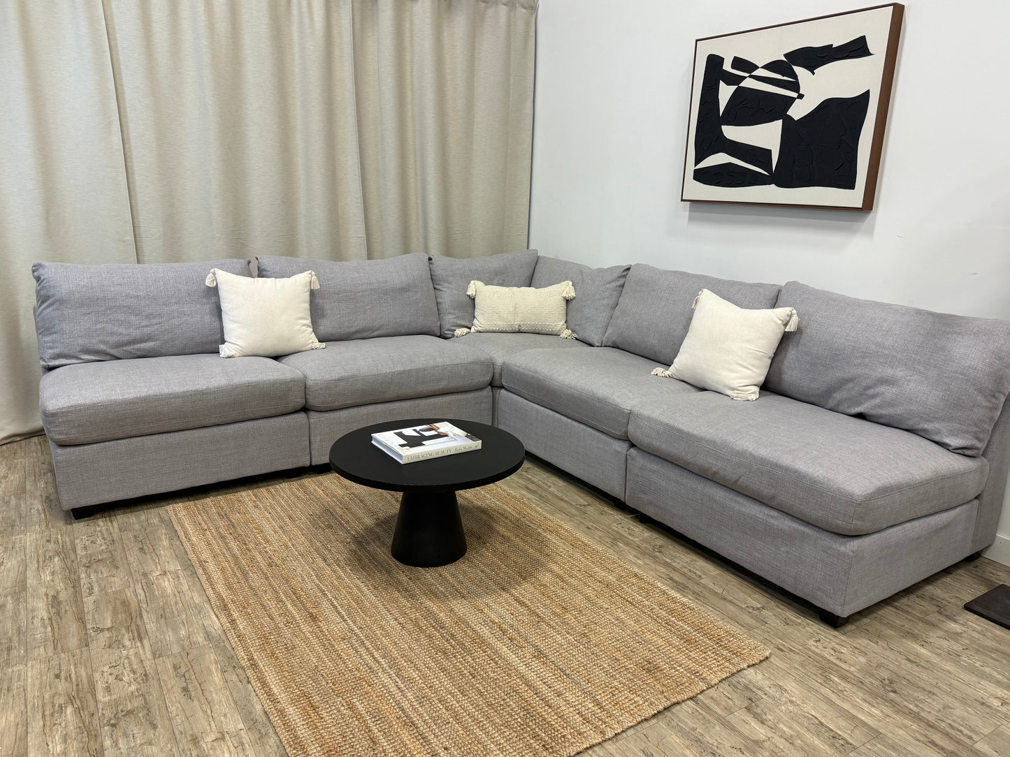 Pre-owned 5-piece modular sectional The Brick