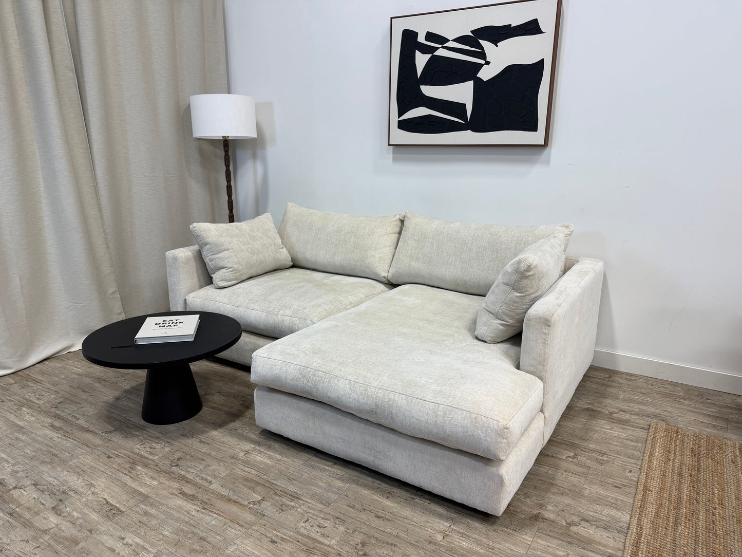 Pre-Owned Stylus Sectional – Architect Collection “Hazel”