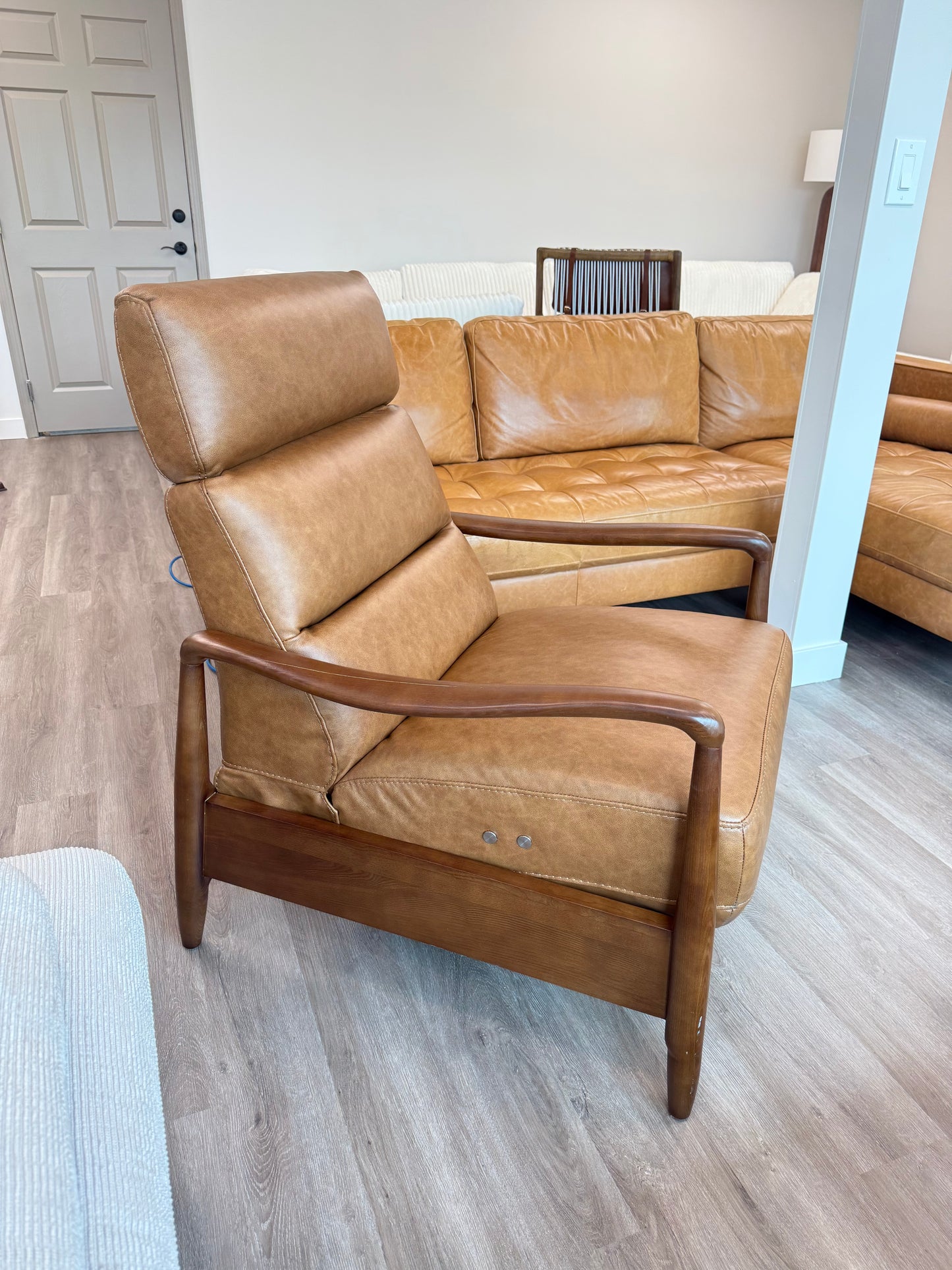 Mid-Century Modern Electric Recliner Chair – Display Model from Hudson’s Bay